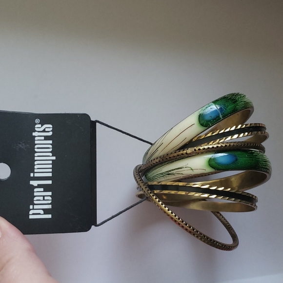Pier 1 Jewelry - Pier 1 - 6 Bangle set